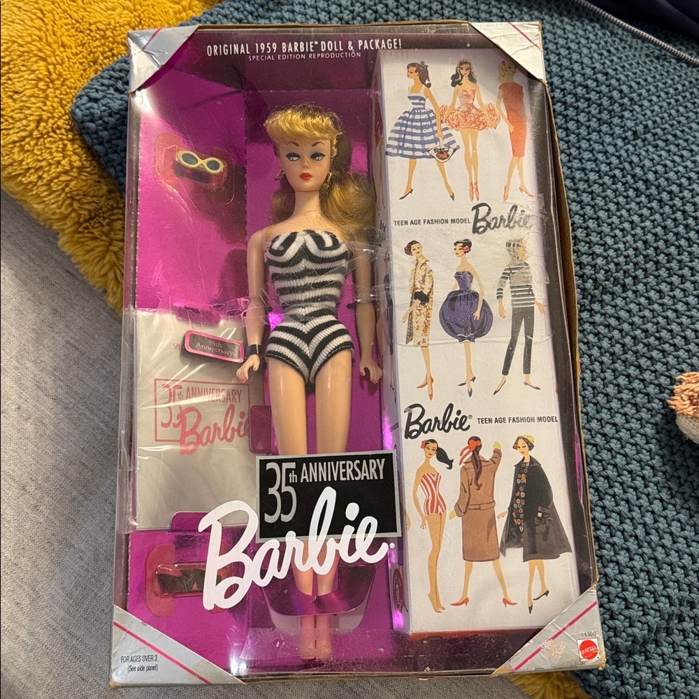 Barbie Original 1959 Barbie Doll 35th Anniversary‎ blonde 1993 new as is